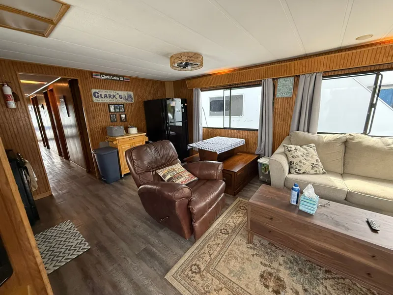 Slide: The Image of Jamestowner 16 x 72 Houseboat 1994 - 10