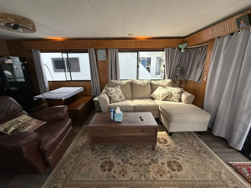 Slide: The Image of Jamestowner 16 x 72 Houseboat 1994 - 11