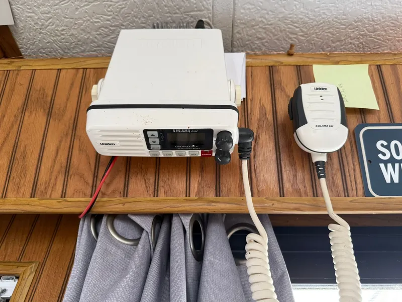 Slide: The Image of Jamestowner 16 x 72 Houseboat 1994 - 19