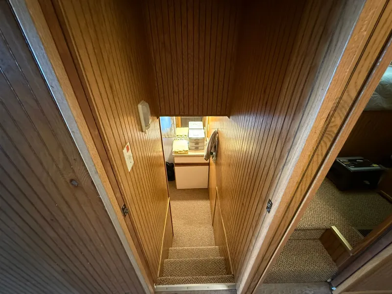 Slide: The Image of Jamestowner 16 x 72 Houseboat 1994 - 29