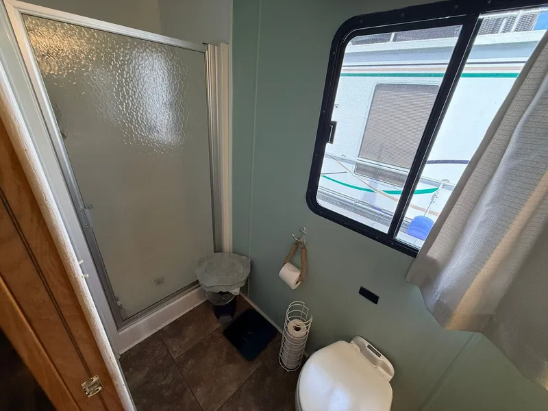 Slide: The Image of Jamestowner 16 x 72 Houseboat 1994 - 35