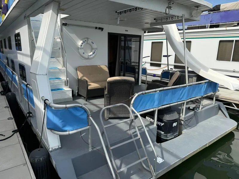 Slide: The Image of Jamestowner 16 x 72 Houseboat 1994 - 4