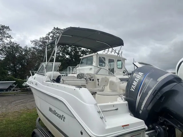 Slide: The Image of Wellcraft 22 Sportsman DC 2007 - 3