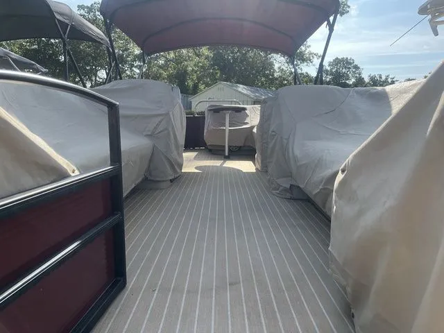 Slide: The Image of Godfrey SWPE 255 C 2017 - 3