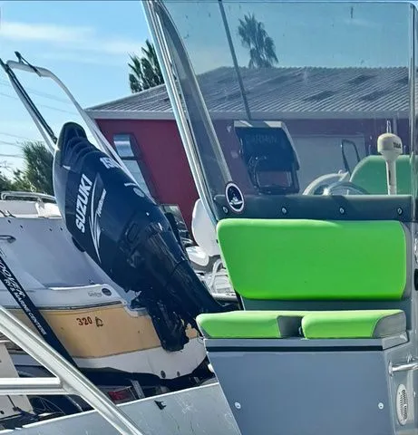 Slide: The Image of Cougar GENESIS C17 2022 - 26