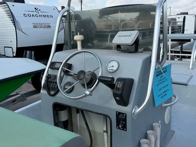 Slide: The Image of Cougar GENESIS C17 2022 - 40