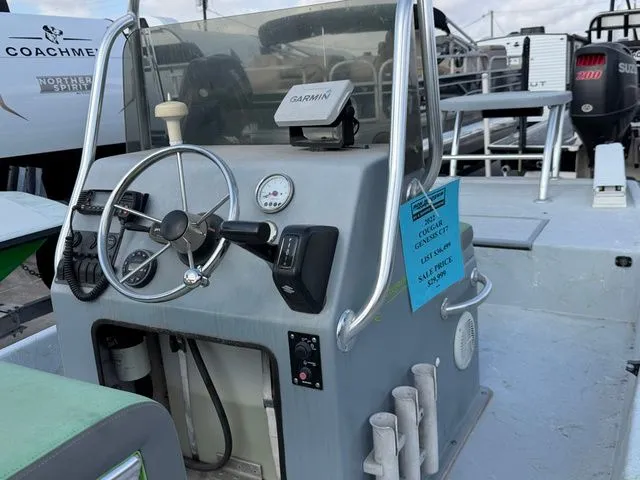 Slide: The Image of Cougar GENESIS C17 2022 - 44