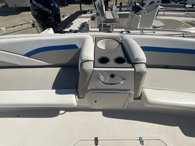 Slide: The Image of Starcraft SVX 210 DC OB 2023 - 10