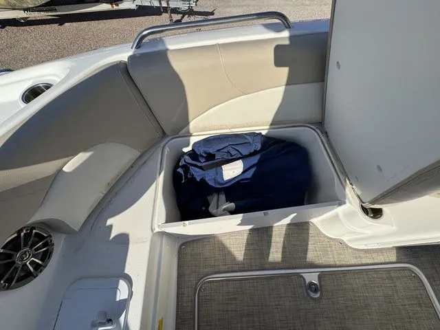 Slide: The Image of NauticStar 203 SC 2017 - 12