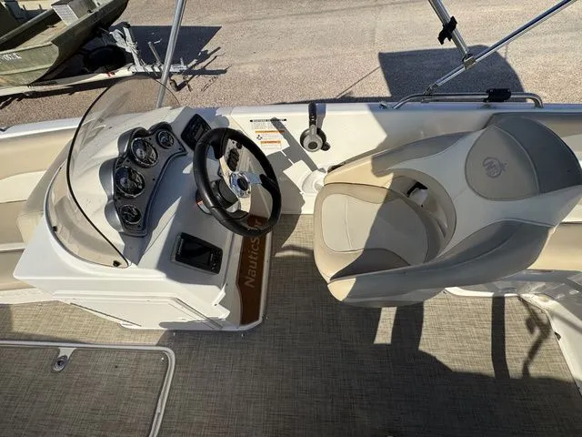 Slide: The Image of NauticStar 203 SC 2017 - 18