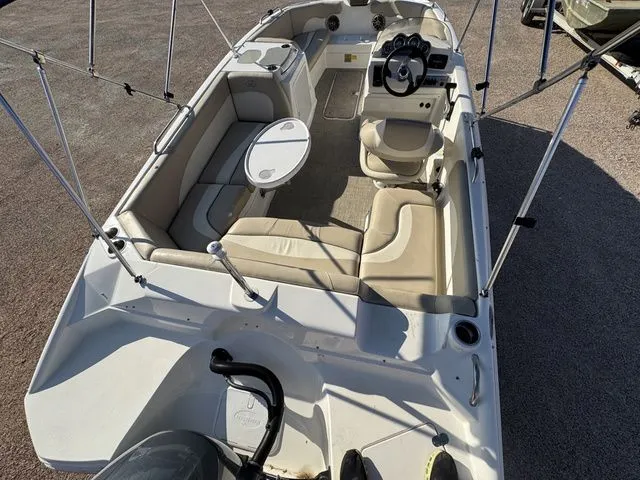 Slide: The Image of NauticStar 203 SC 2017 - 6