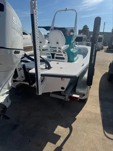 Slide: The Image of Majek 20 Xtreme 2025 - 7