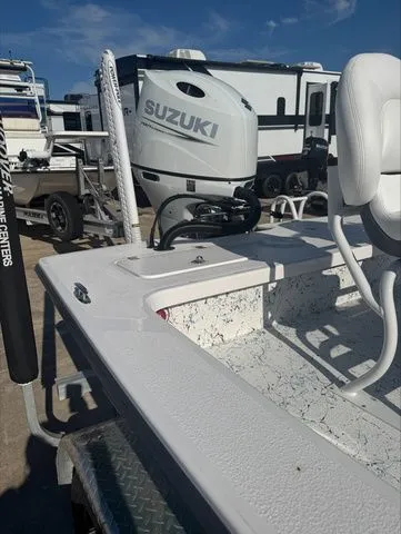 Slide: The Image of Majek 20 Xtreme 2025 - 9