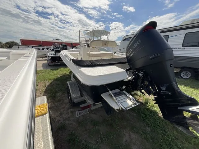 Slide: The Image of Carolina 19 Sea Skiff 2016 - 4