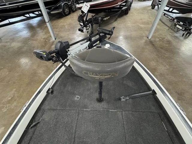 Slide: The Image of Champion 203CX DC 2005 - 11