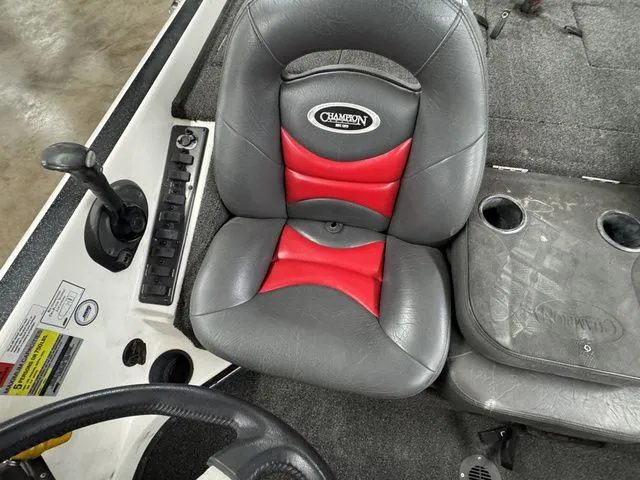 Slide: The Image of Champion 203CX DC 2005 - 17