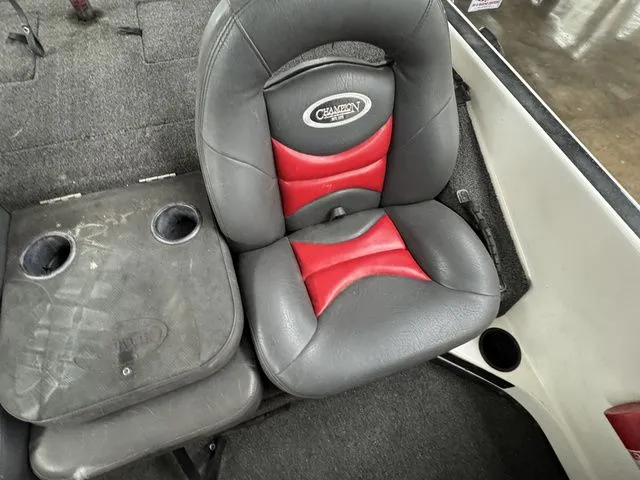 Slide: The Image of Champion 203CX DC 2005 - 18