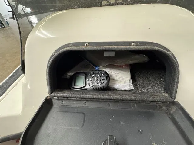 Slide: The Image of Champion 203CX DC 2005 - 21