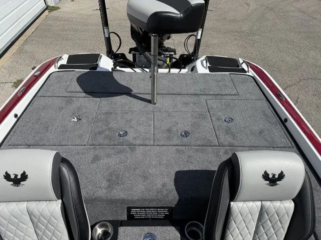 Slide: The Image of Phoenix Bass Boat 721 ZXL 2026 - 26