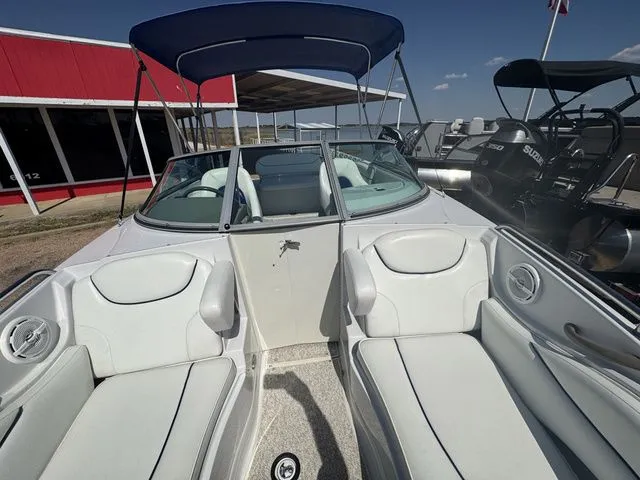 Slide: The Image of Crownline Boats 230 BR 2003 - 25