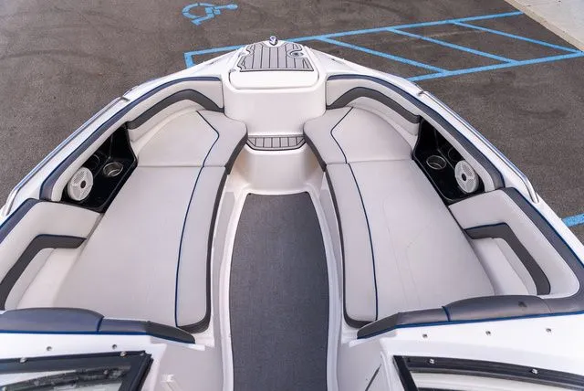 Slide: The Image of Yamaha SX240 2020 - 16