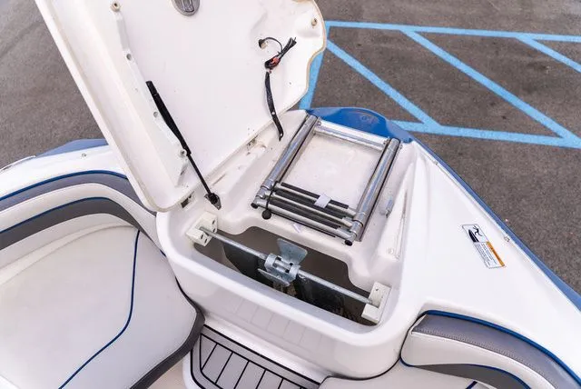 Slide: The Image of Yamaha SX240 2020 - 20