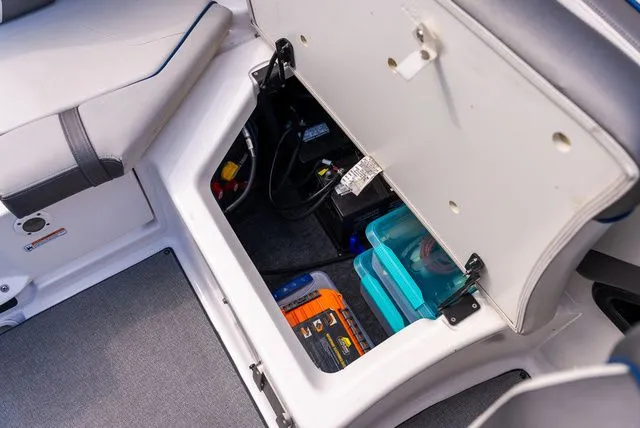 Slide: The Image of Yamaha SX240 2020 - 8