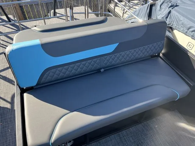 Slide: The Image of Godfrey SW 2286SFLC 2026 - 15