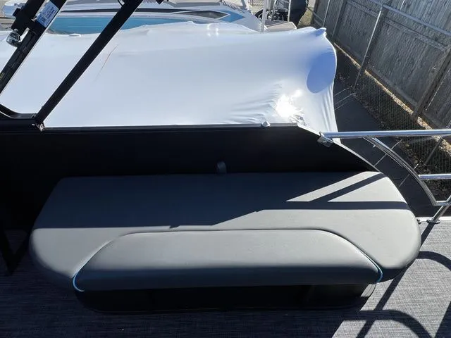 Slide: The Image of Godfrey SW 2286SFLC 2026 - 17