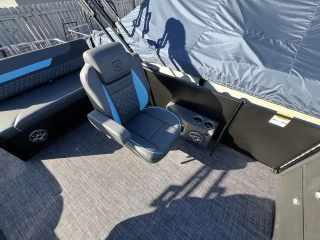 Slide: The Image of Godfrey SW 2286SFLC 2026 - 9