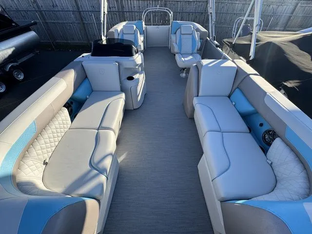 Slide: The Image of Godfrey SW 2486SFLC 2026 - 5