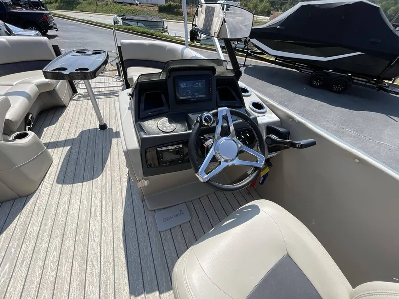 Slide: The Image of Silver Wave 2410 CLS 2022 - 20