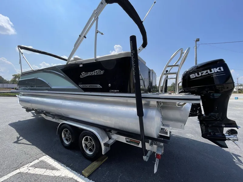 Slide: The Image of Silver Wave 2410 CLS 2022 - 5