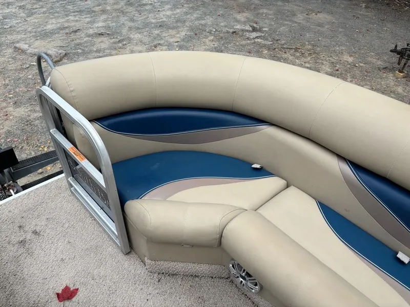 Slide: The Image of South Bay 700 SERIES 724SL 2012 - 13