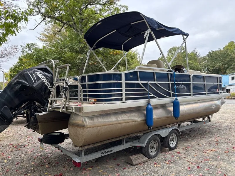 Slide: The Image of South Bay 700 SERIES 724SL 2012 - 7