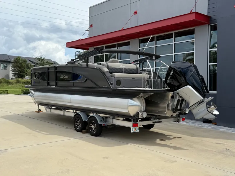 Slide: The Image of Barletta Lusso 23U 2023 - 13