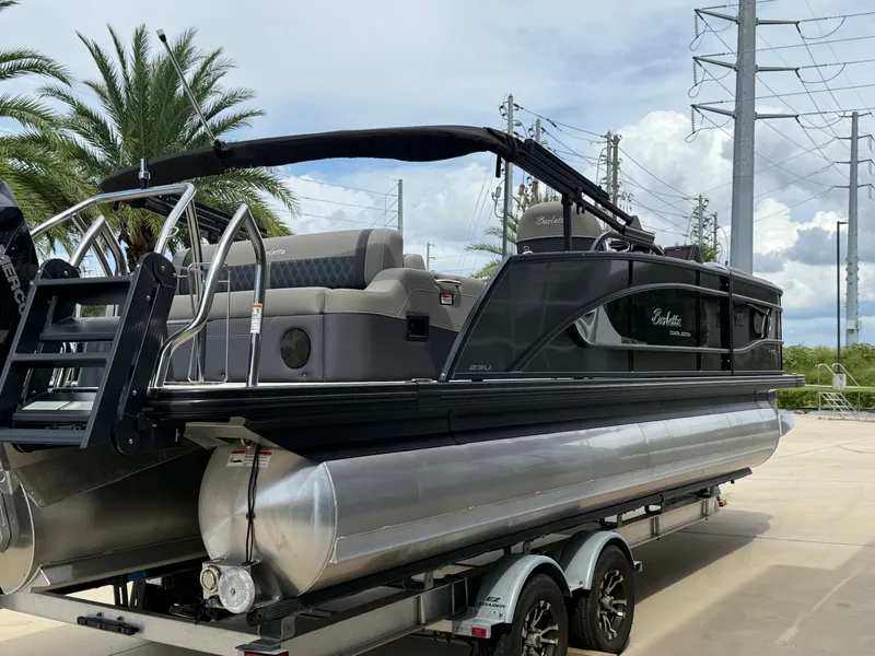 Slide: The Image of Barletta Lusso 23U 2023 - 15