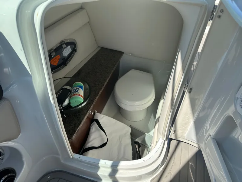 Slide: The Image of Crownline Boats 265 SS 2020 - 18