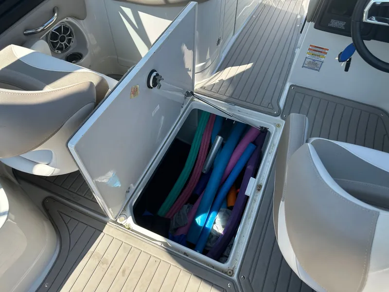 Slide: The Image of Crownline Boats 265 SS 2020 - 20