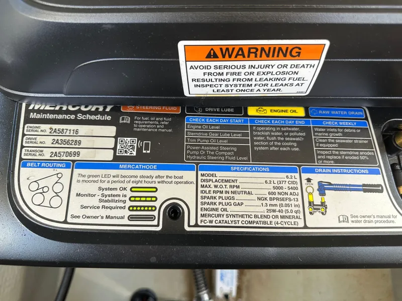 Slide: The Image of Crownline Boats 265 SS 2020 - 6