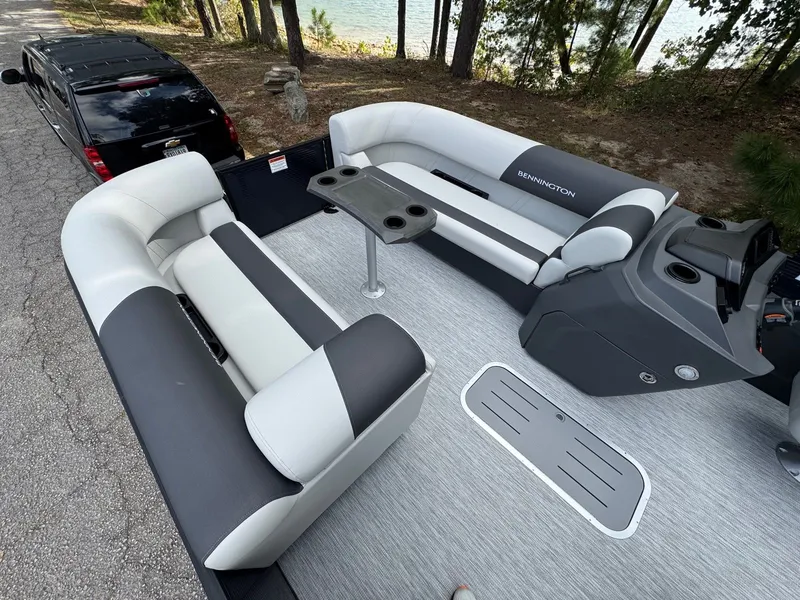 Slide: The Image of Bennington 22SSB 2026 - 9