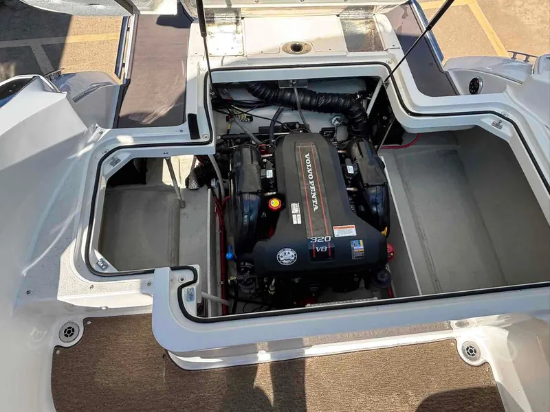 Slide: The Image of Cobalt R5 2015 - 18