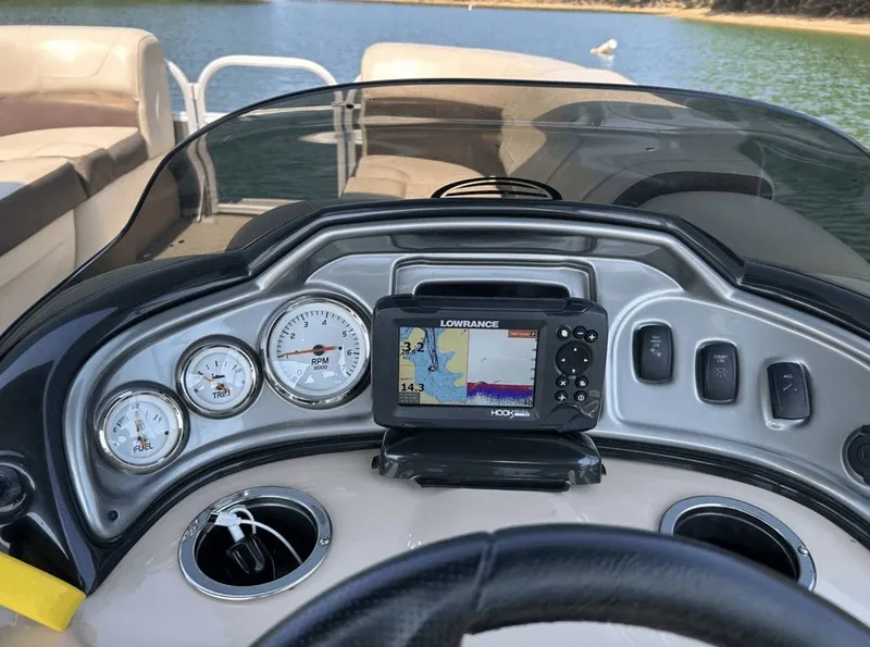 Slide: The Image of Sun Tracker Party Barge 2018 - 6