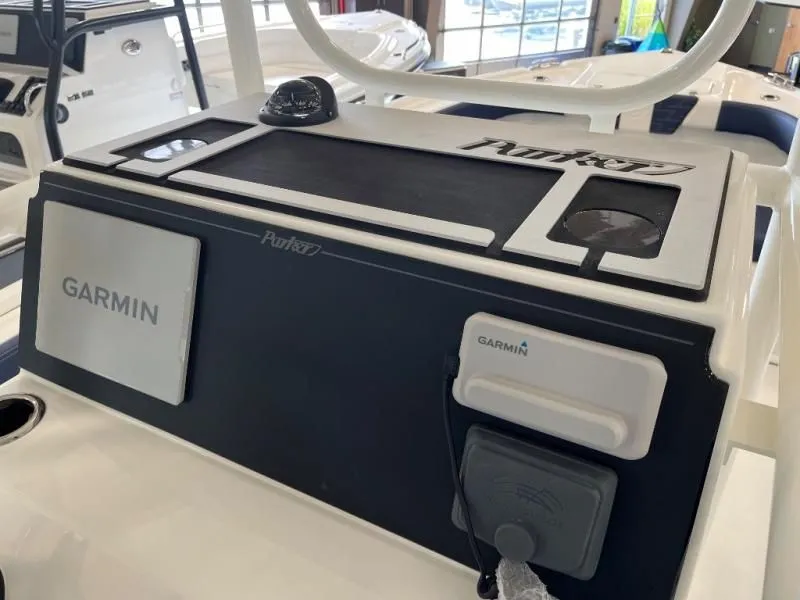 Slide: The Image of Parker Marine Coastal Elite 2026 - 14