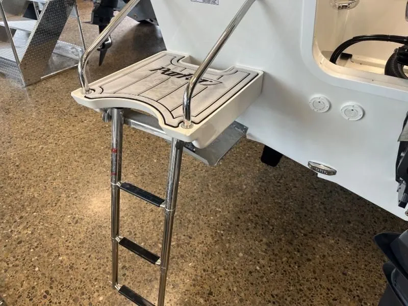 Slide: The Image of Parker Marine Coastal Elite 2026 - 24