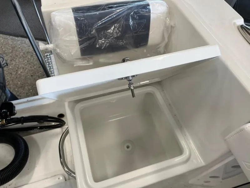 Slide: The Image of Parker Marine Coastal Elite 2026 - 7