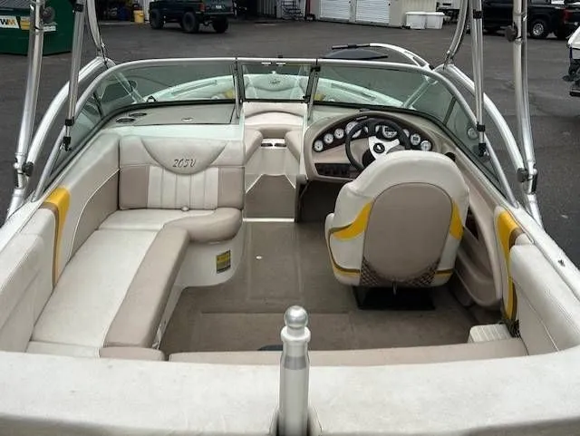 Slide: The Image of MasterCraft PROSTAR 205V 2001 - 6