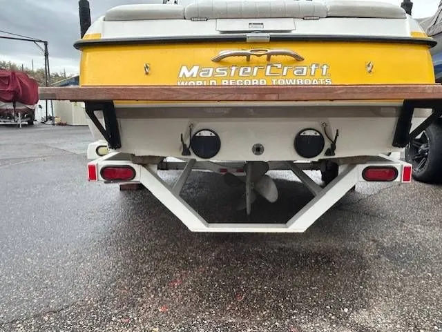 Slide: The Image of MasterCraft PROSTAR 205V 2001 - 7