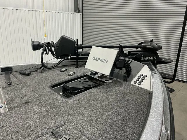 Slide: The Image of Caymas CX 20 PRO 2020 - 14