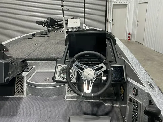 Slide: The Image of Caymas CX 20 PRO 2020 - 15